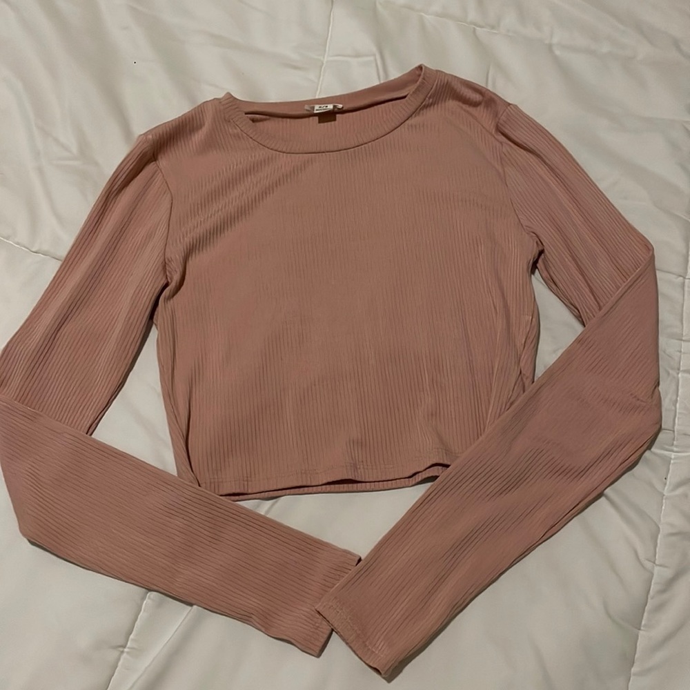 Very cute baby pink longsleeve top from garage size medium never worn